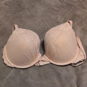 Maidenform Lace Push-Up Bra in Blush Nude